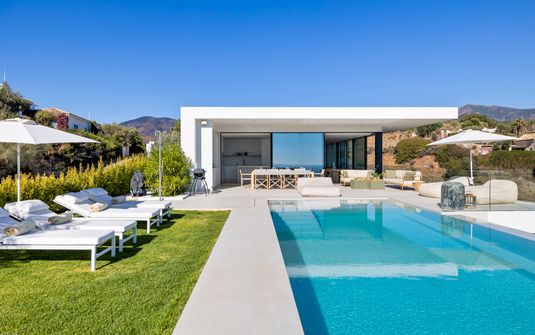 Willow Crest