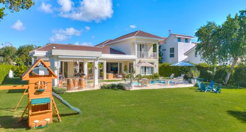 Villa Opaline