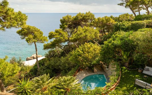 Villa Cisterna