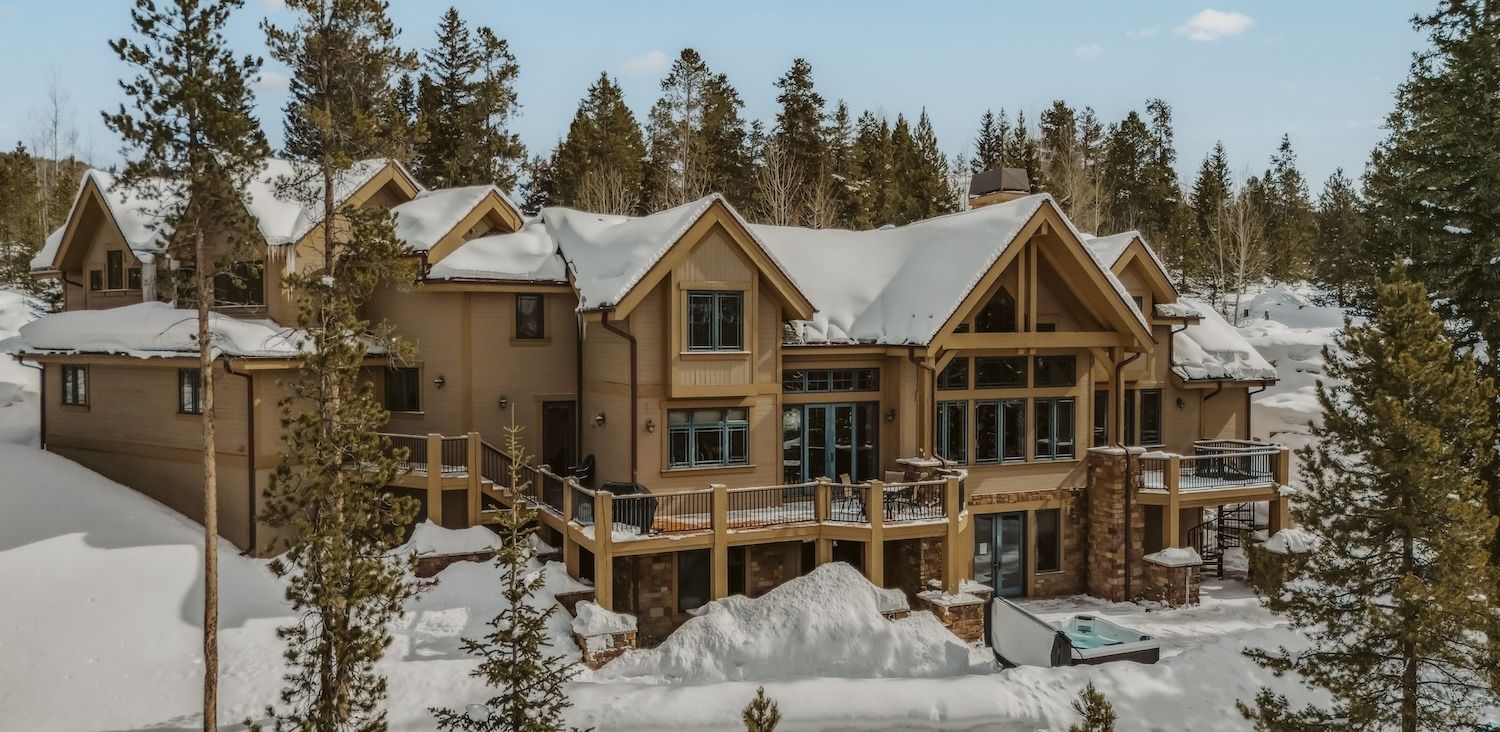 Crescentwood Residence