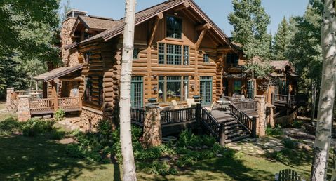 Dawncrest Chalet
