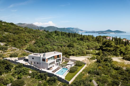 Villa O
