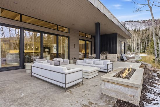 Villa Peregrine
