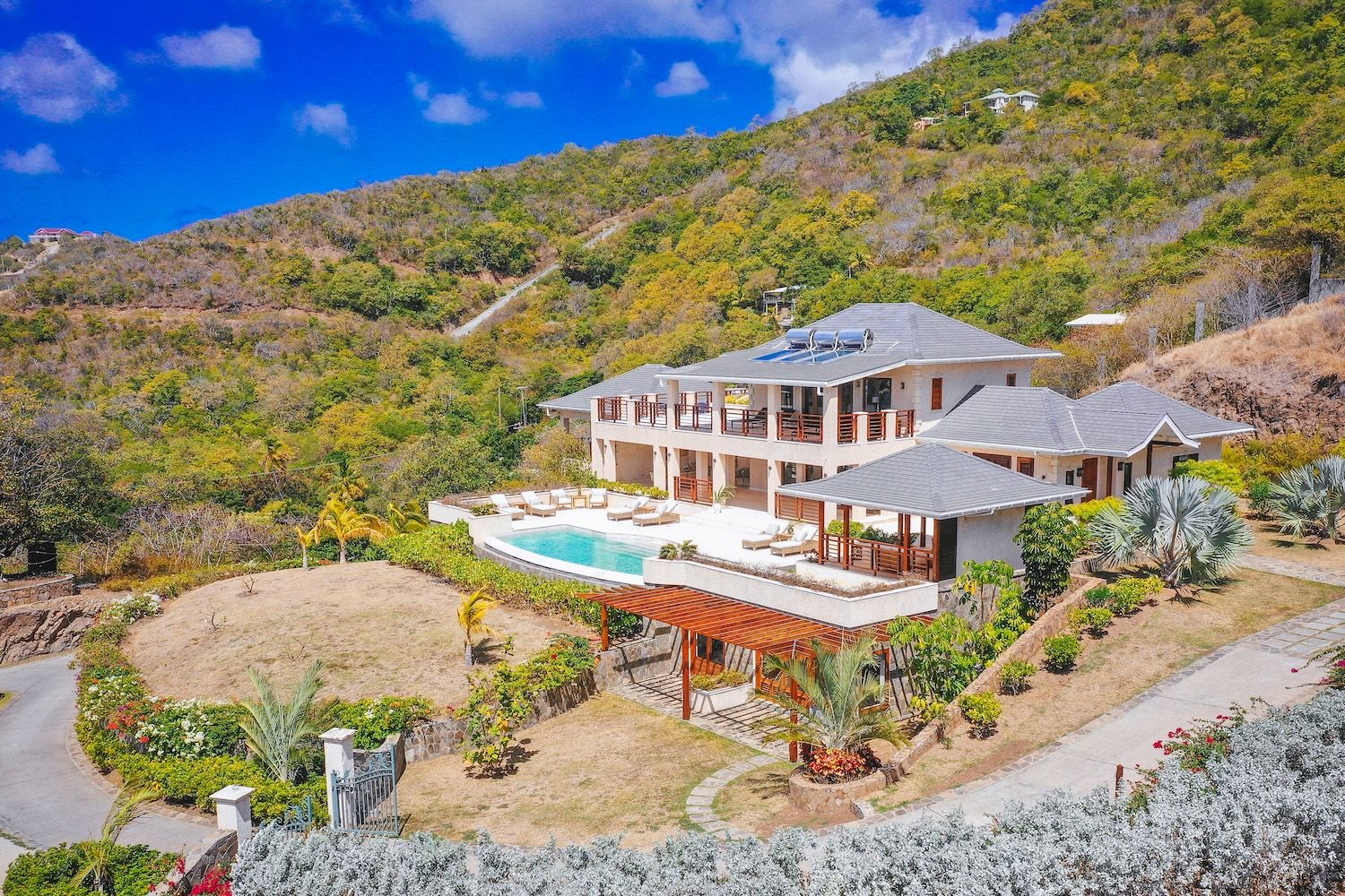 Coral Hill - Grenadine Hills