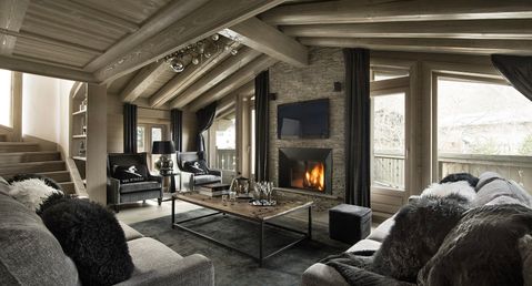 Chalet Onyx