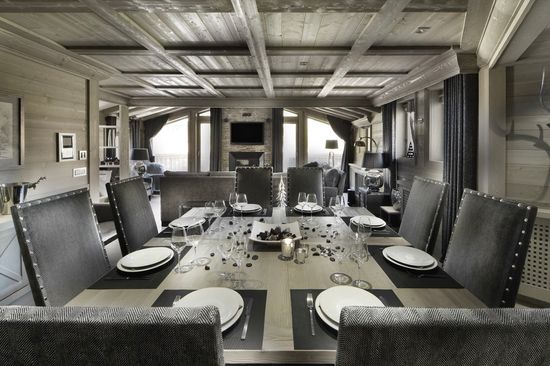 Chalet Onyx