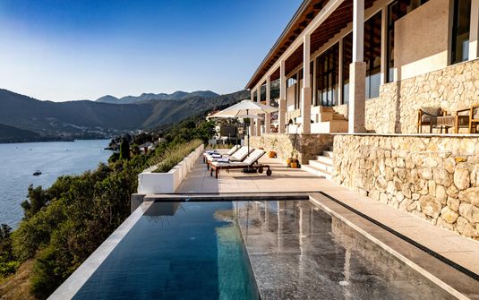 Villa M