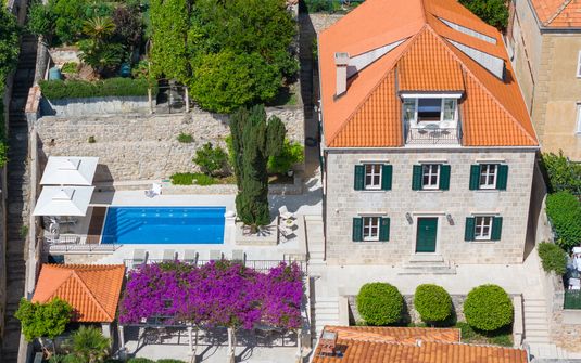 Agape Hvar