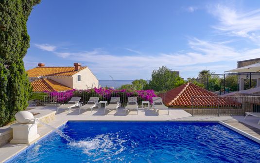 Agape Hvar