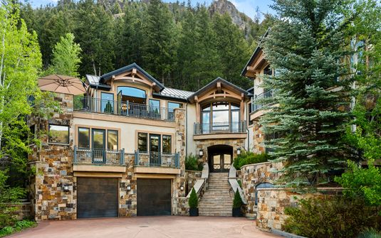 Independence Chalet