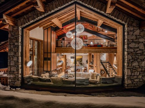 Chalet Carline