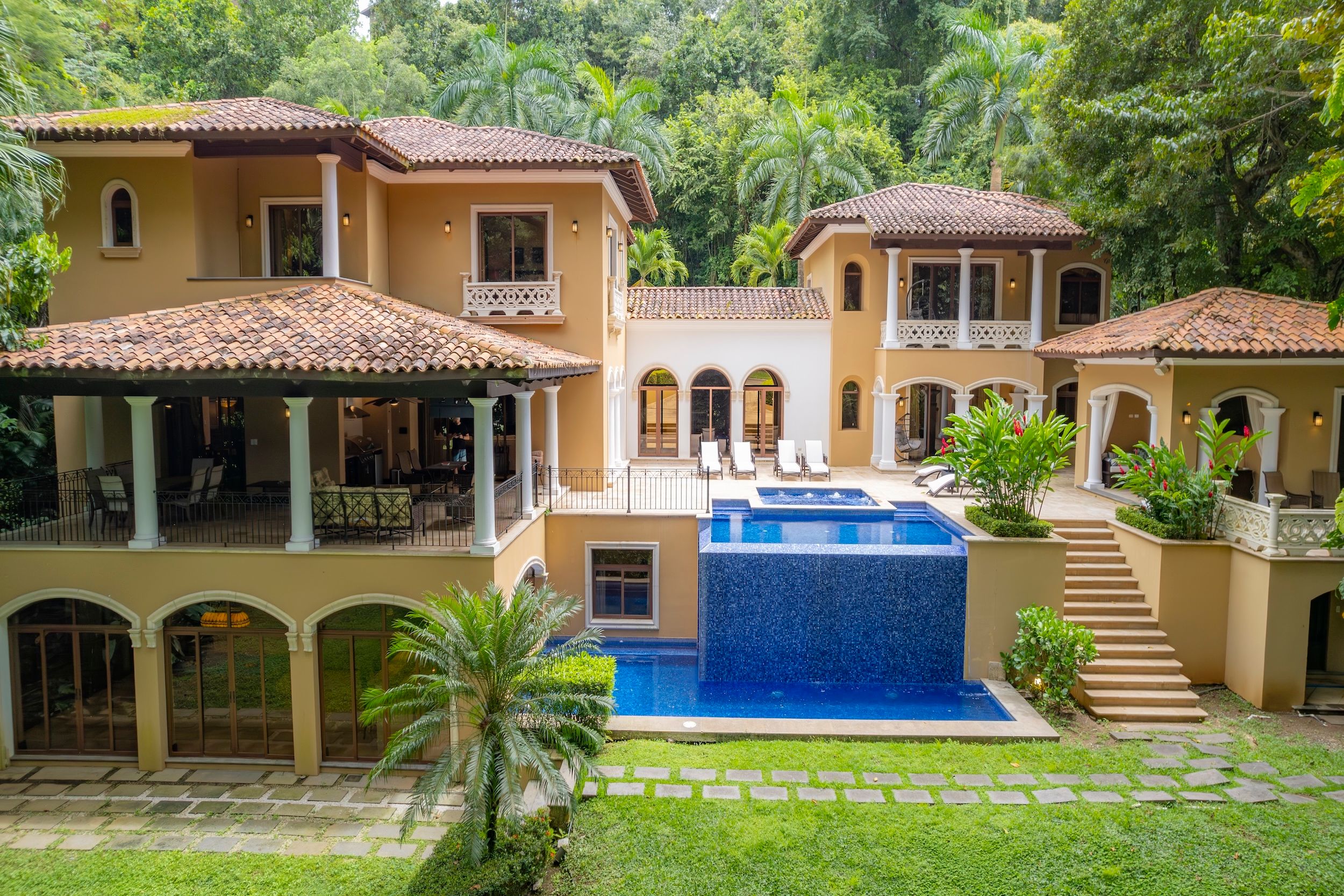 Casa Zafiro