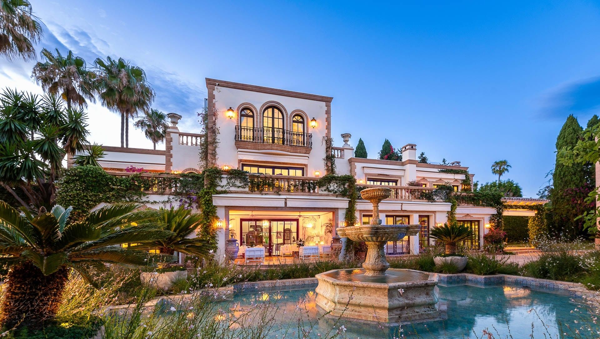 Casa Mil Flores