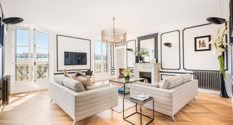 Royal Duplex