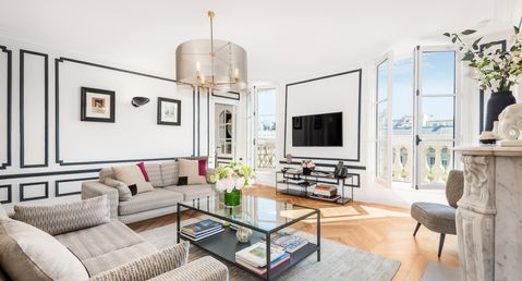 Royal Duplex